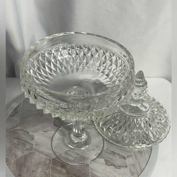 Vintage MCM Glass Diamond Point Clear Glass Lidded Candy/Nut Dish Elegant Classy - Picture 3 of 10